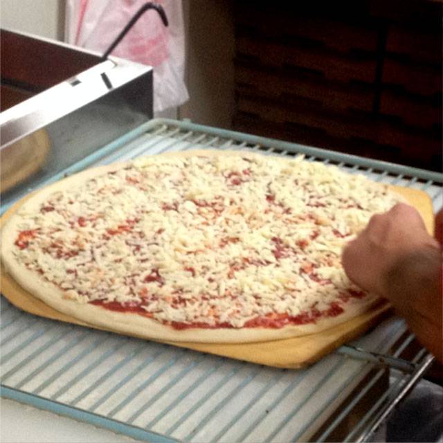 uncooked pizza